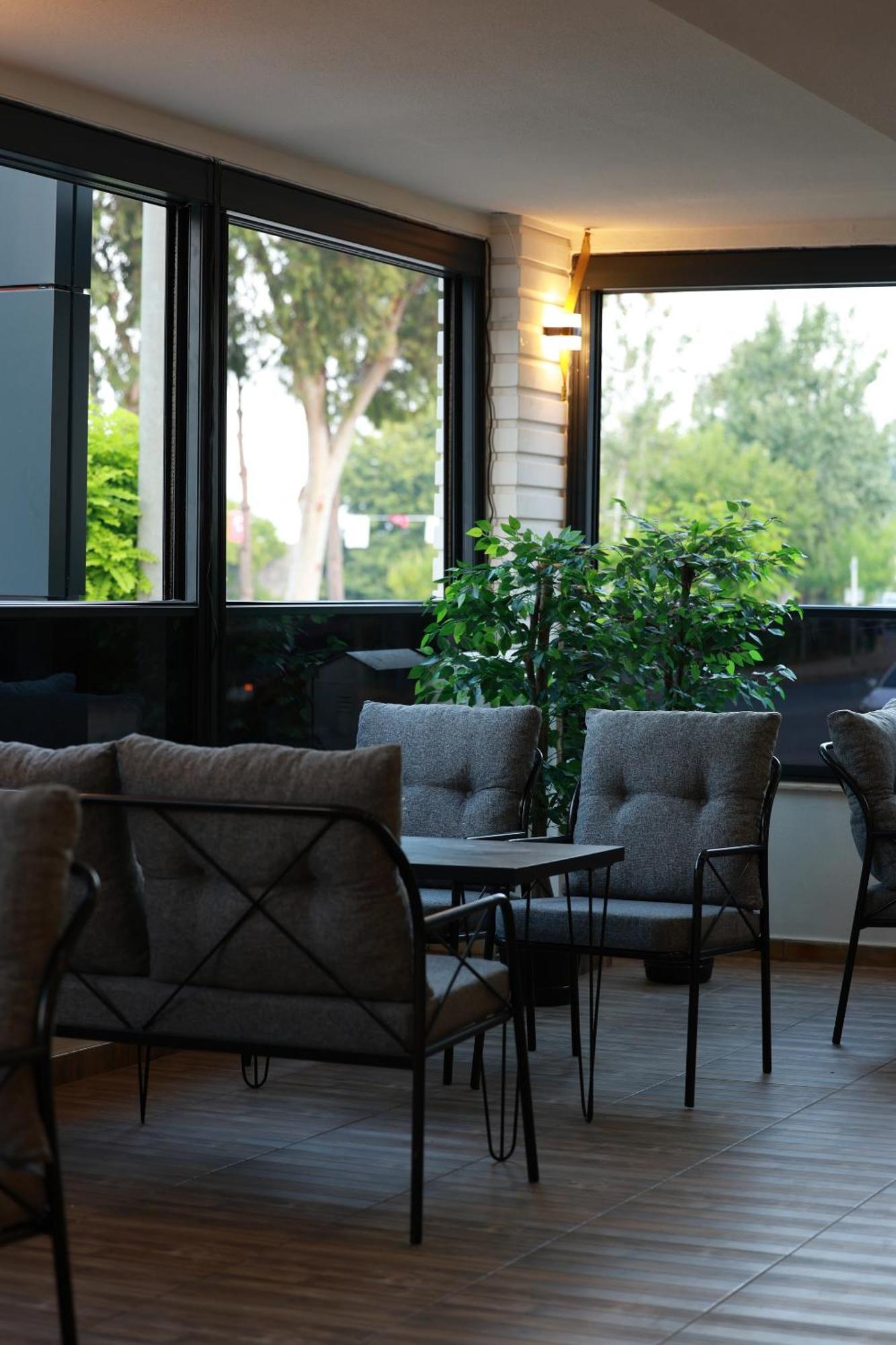 Mira Hotel Antalya Exterior photo